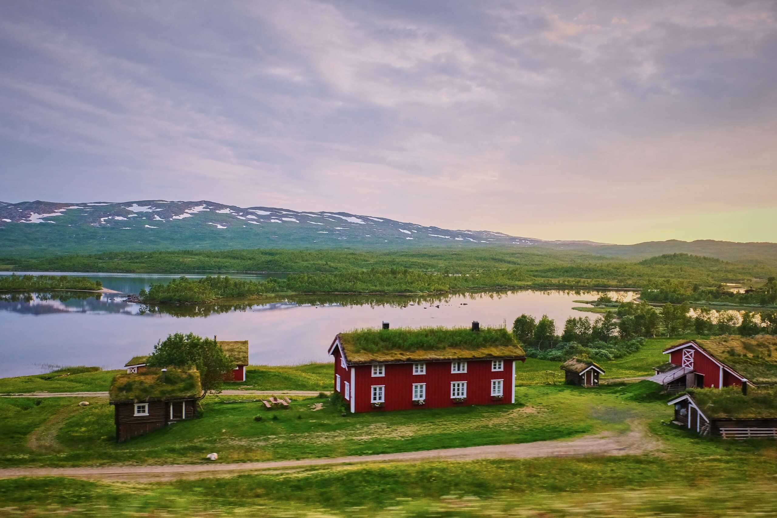 Bild på den svenska landsbygden